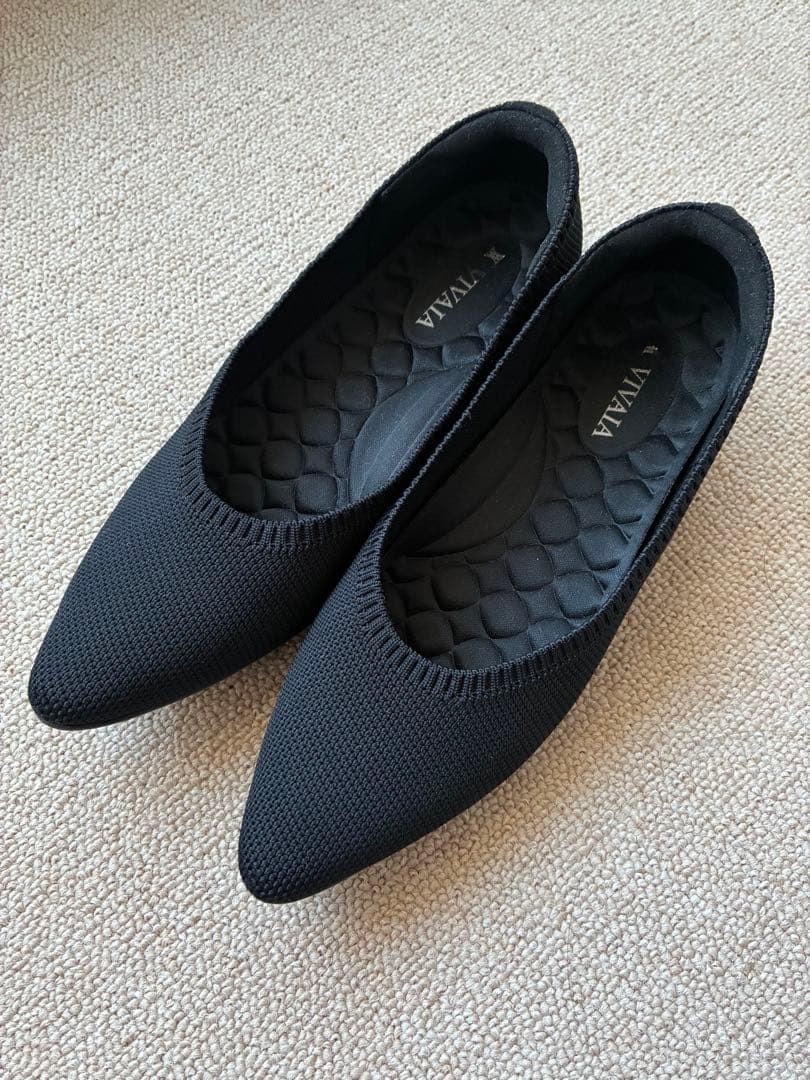 VIVAIA ブラック フラットシューズ 37