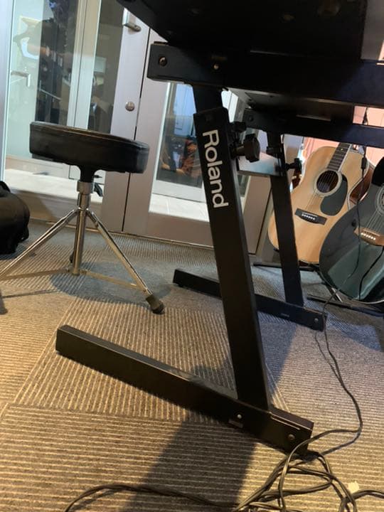 T*H【美品】Roland RD-300NX