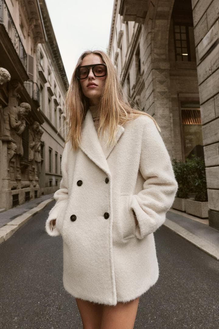 希少 Mサイズ ZARA ブークレダブルブレストミディ丈コート エクリュ