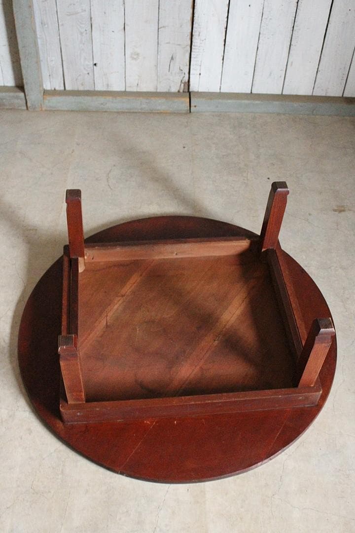 味のある古い木製丸テーブル　ちゃぶ台　天然木