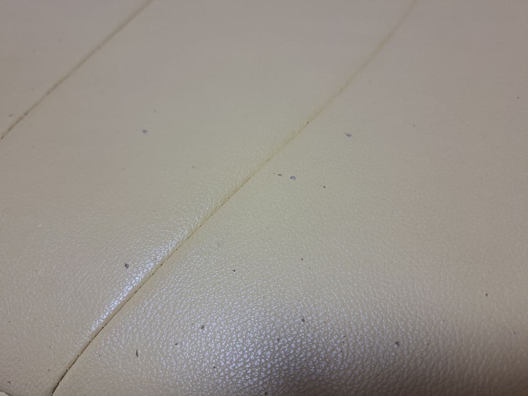 クリームイエロー色 合成皮革 ソファベット