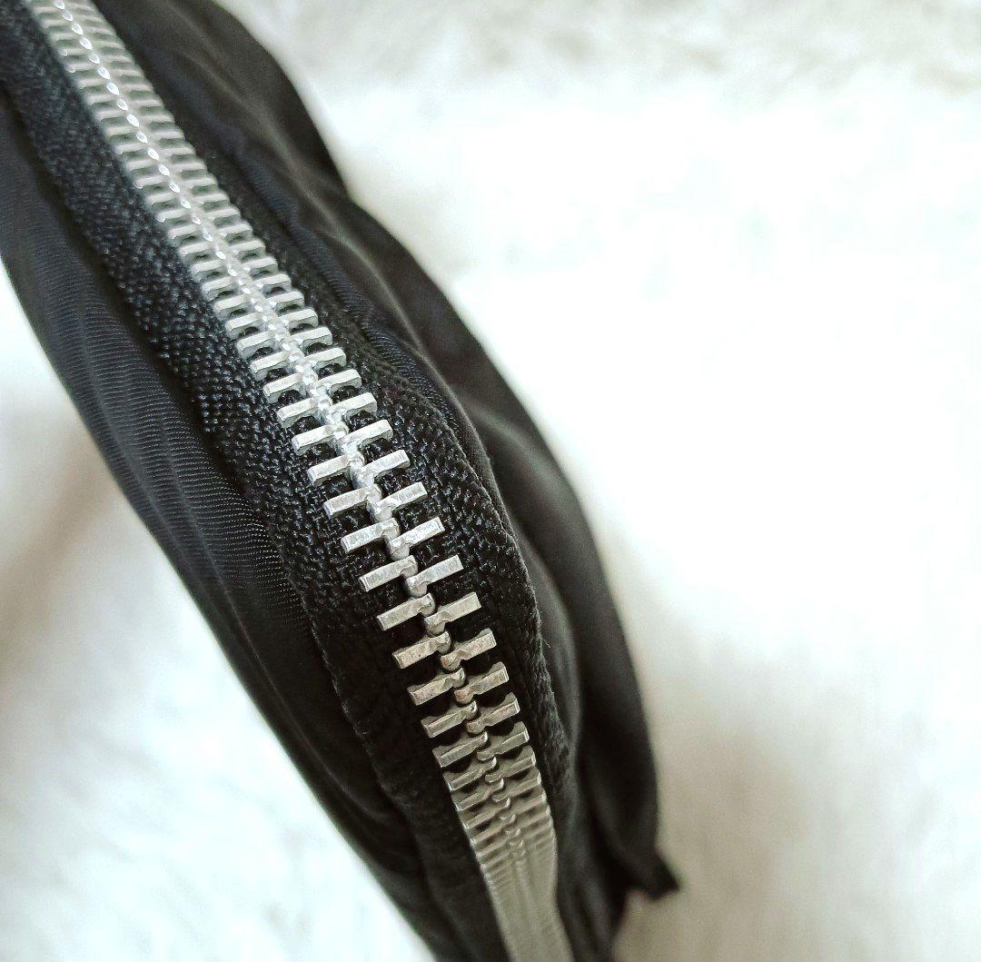 【極美品】ポーター タンカー ドキュメントケース 黒 ブラック