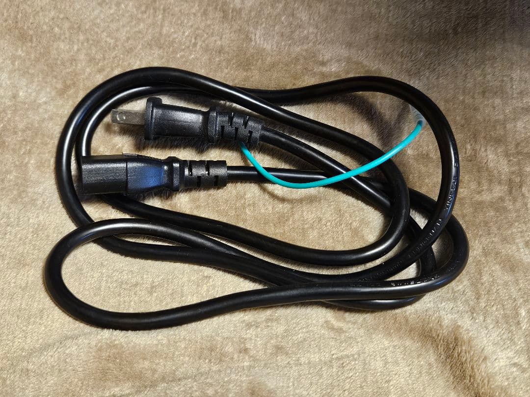 【中古品】DELL 23インチ IPSパネル モニター 本体