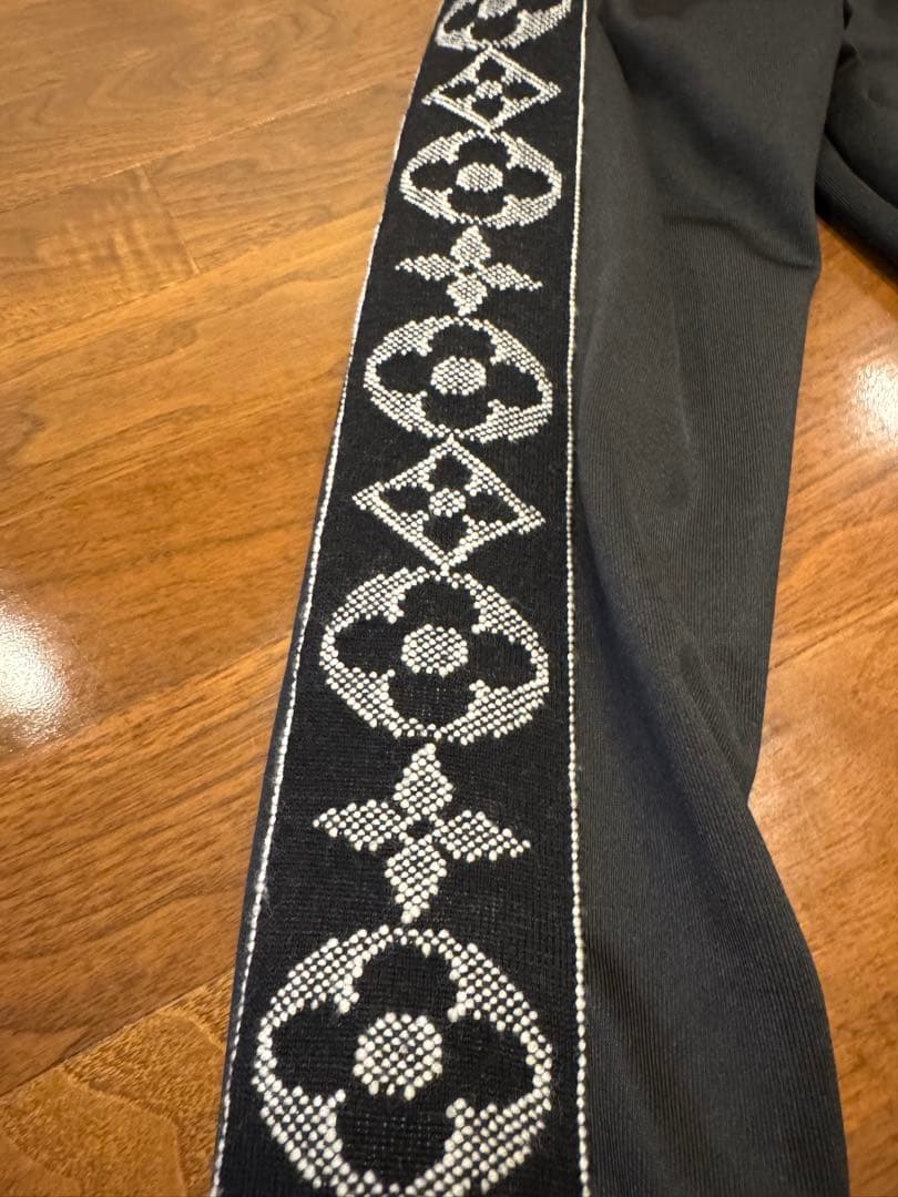 ヴィトン 刺繍 シグネチャー モノグラム トラックスーツ ジャケット