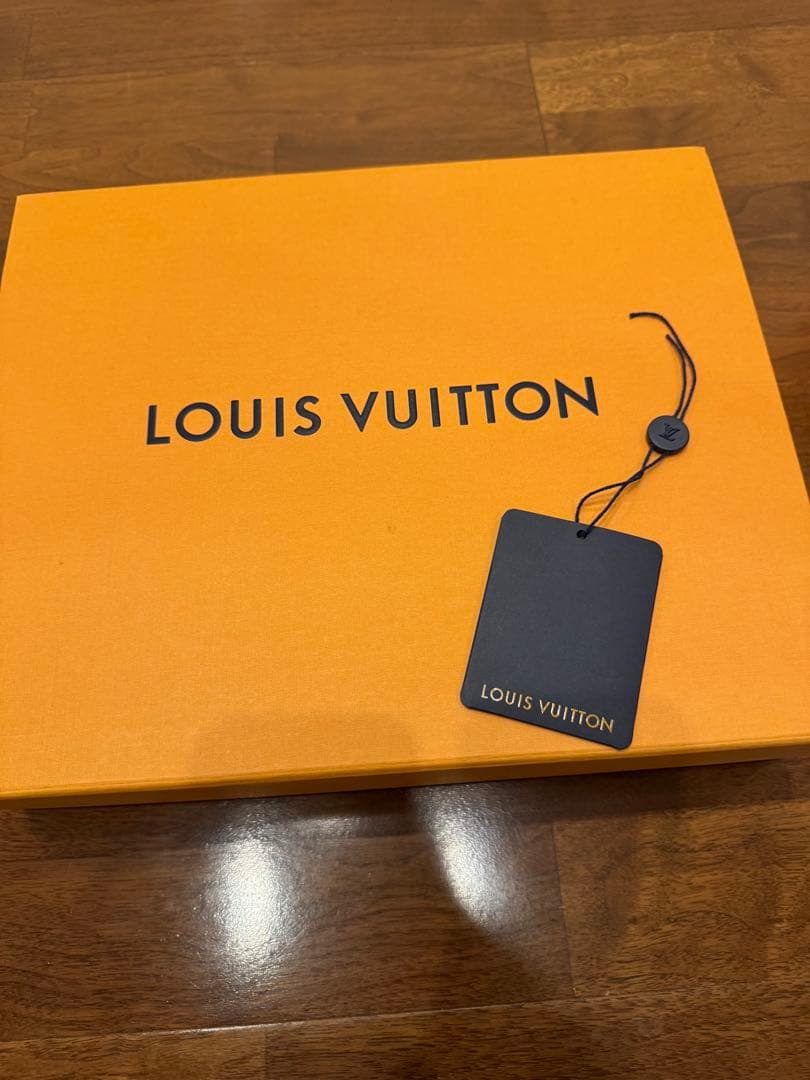 ヴィトン 刺繍 シグネチャー モノグラム トラックスーツ ジャケット