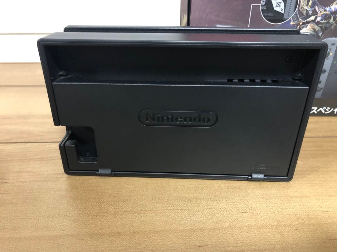 Nintendo Switch モンスターハンターライズデザイン プロコン付き