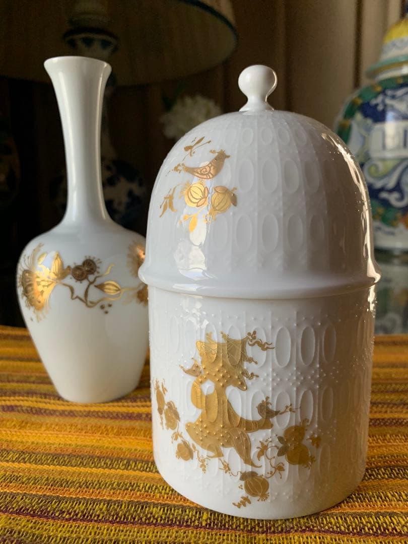 ビヨンヴィンブラッド　ビンテージ・ローゼンタール白磁に金彩蓋物・花瓶セット！