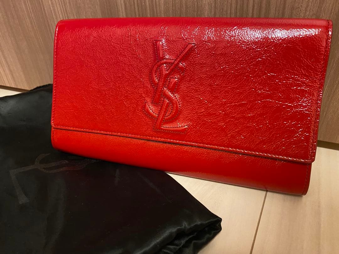 ど*☆様 美品　YSL 赤 レザー クラッチバッグ 保存袋付き