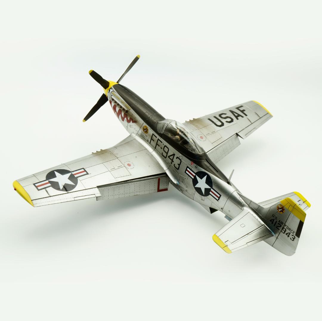 ムスタングです。1/48 P400 P51 2機セット(プラモ 完成品)