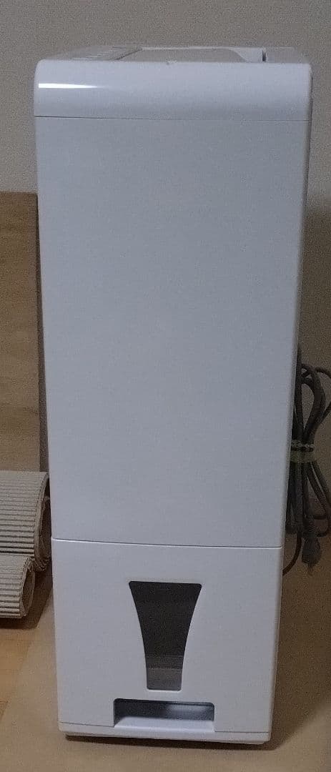 CORONA 衣類乾燥除湿機　CD-H10A ホワイト　2022年製　使用少