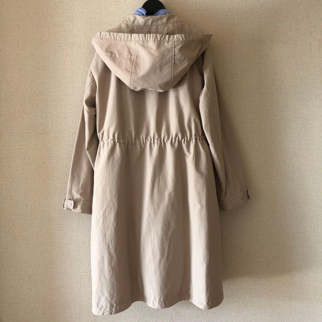 ロングコート　ブラウスは付きません！