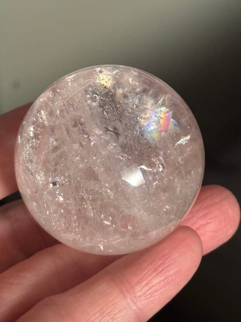 極上　ピンクアゼツライト　スフィア　4.40cm 虹だらけ　天然石