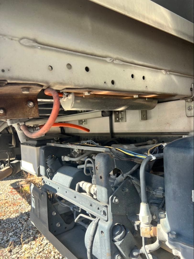 今週値引き‼️追加‼️三菱フソウ純正キシュンバルブ ふとめちゃん 配線 エアタンク