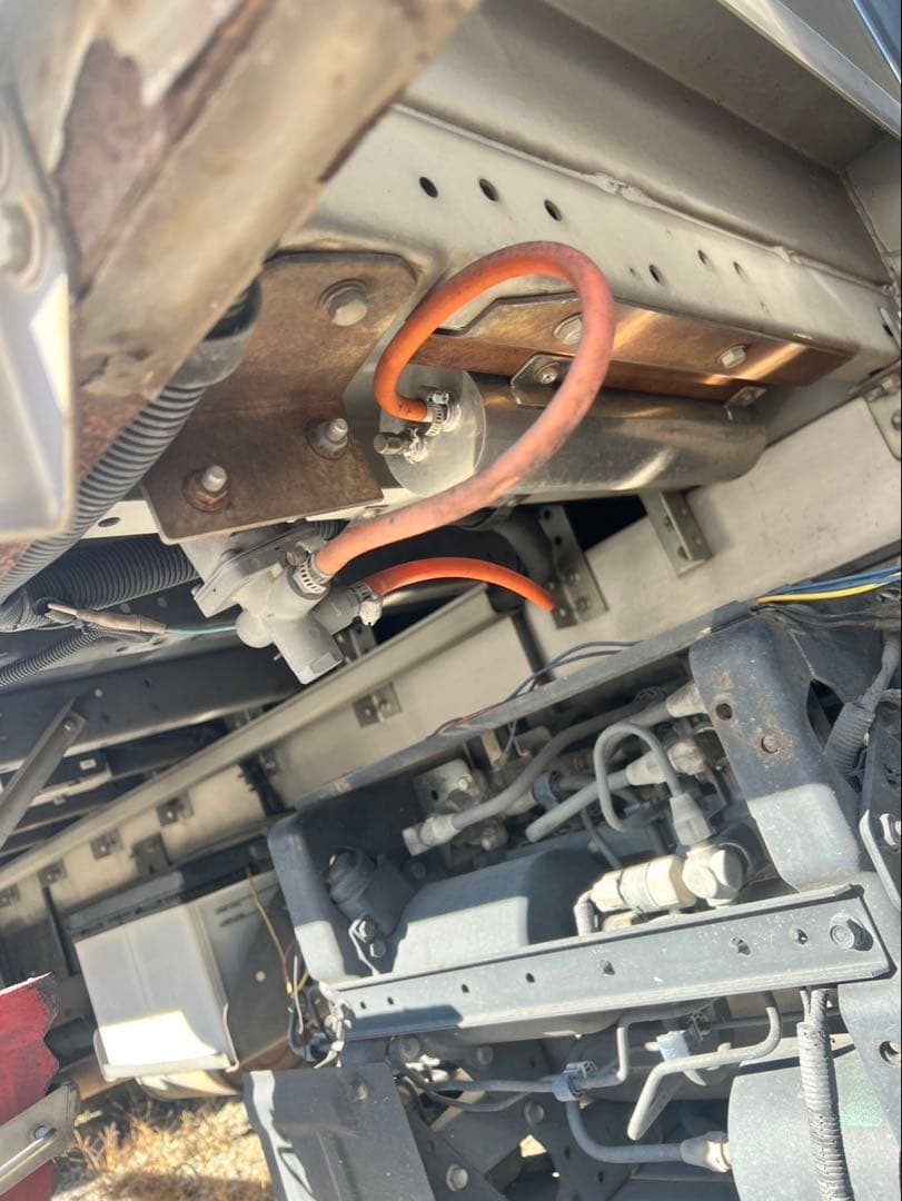 今週値引き‼️追加‼️三菱フソウ純正キシュンバルブ ふとめちゃん 配線 エアタンク