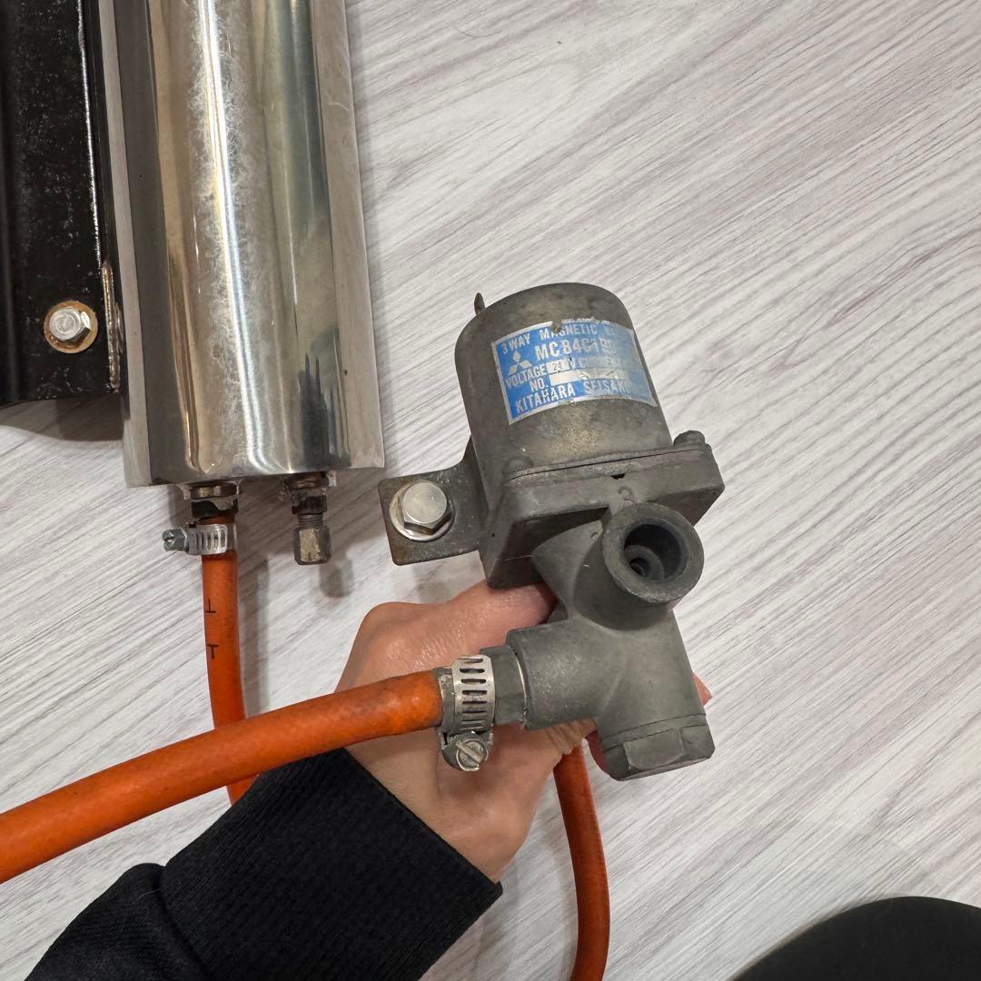 今週値引き‼️追加‼️三菱フソウ純正キシュンバルブ ふとめちゃん 配線 エアタンク