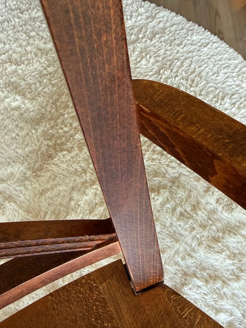 [m]木製ダイニングチェア肘掛付1