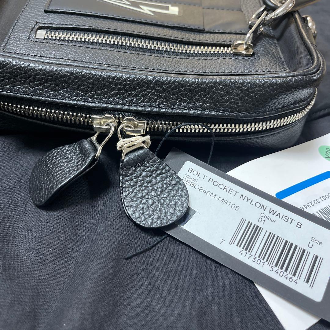 NEIL BARRETTニールバレット　ボディバッグ　ウエストポーチ