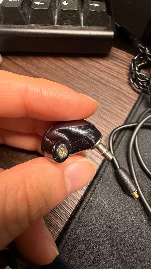 Shure SE846 有線イヤホン ケーブル付き