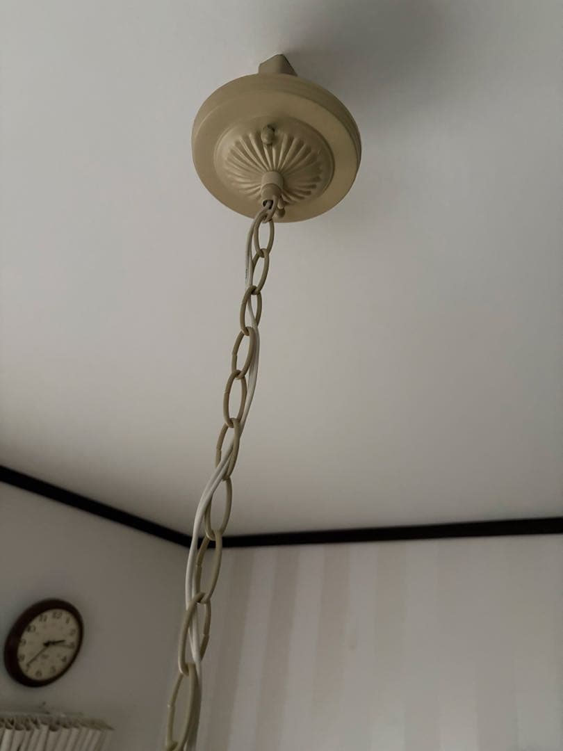 ローラアシュレイ 4灯スクロールシャンデリア｜英国クラシック照明｜※1灯不点灯