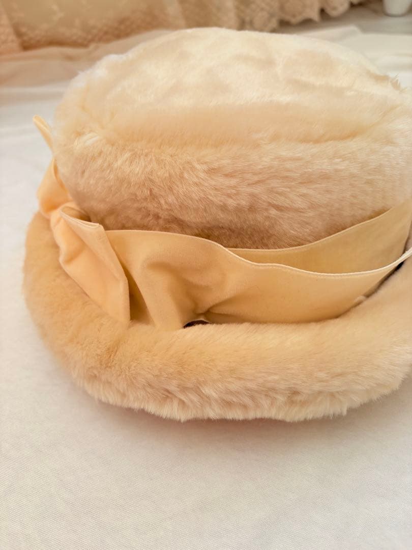 ジェーンマープル クリーム色♡ファーリボン帽子