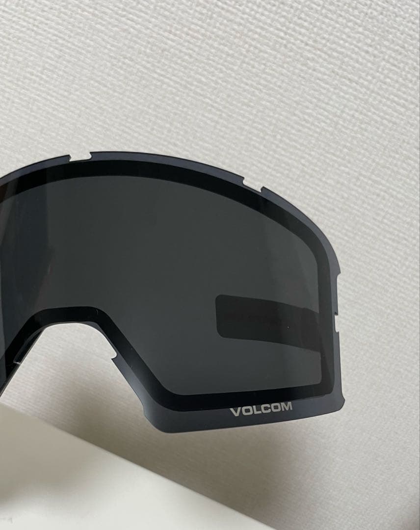 新品未使用【VOLCOM/ 】ボルコム平面 ゴーグル A定価より50%以上オフ