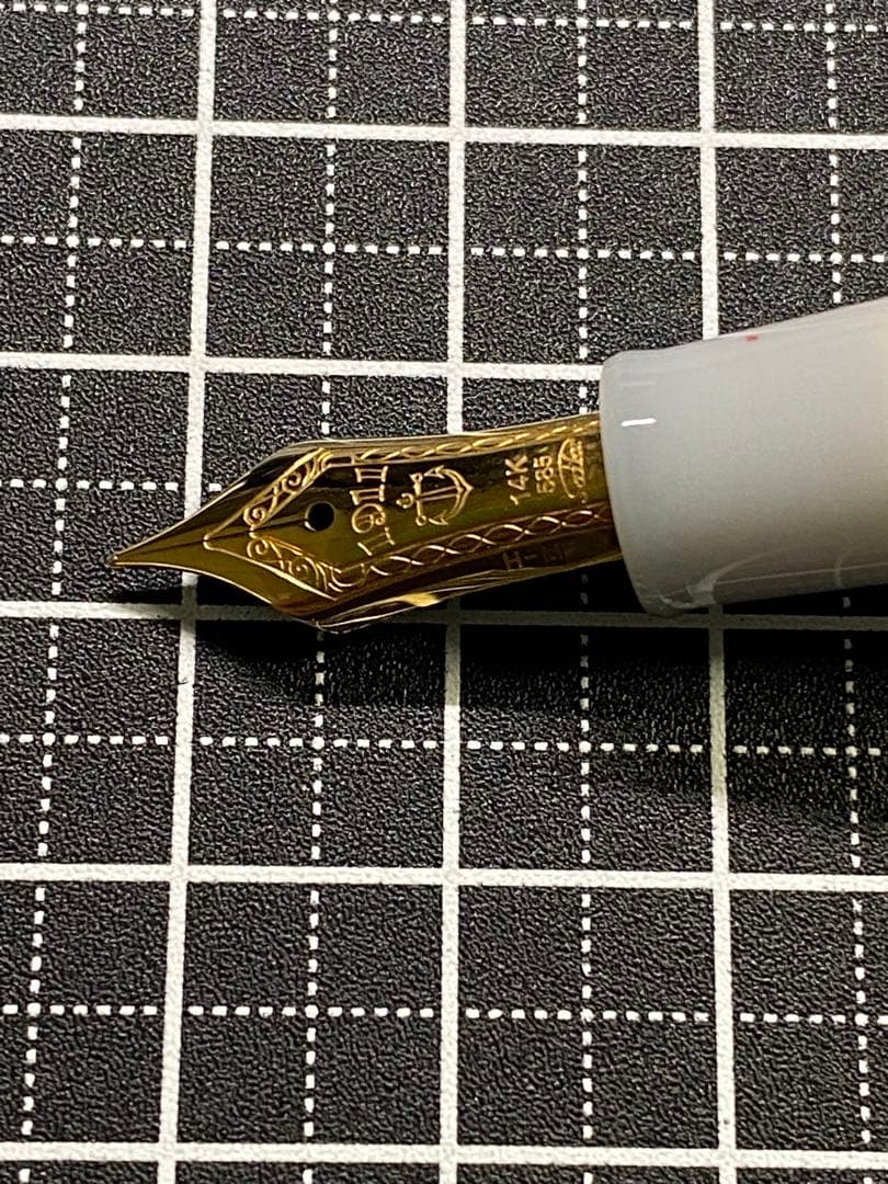 SAILOR 四季織　雪椿　万年筆　字幅MF