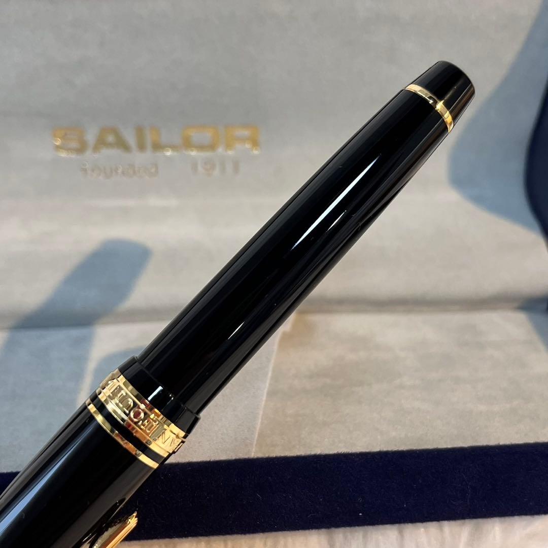 未使用✨Sailor 万年筆 黒色 金ペン先　14K 585