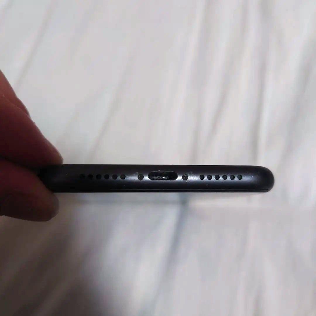 Apple iPhone11 ブラック スマートフォン本体 64gb