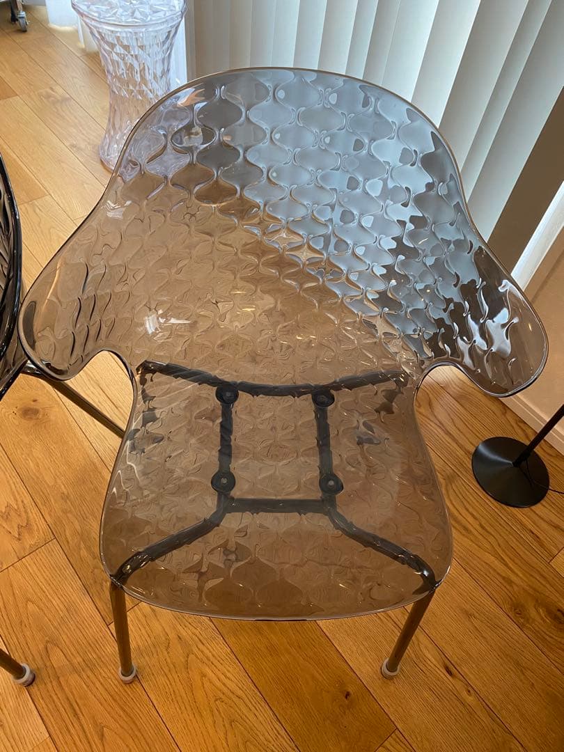 引き取り限定！カリガリス　サントロペ　チェア　スモークグレー　2脚セット