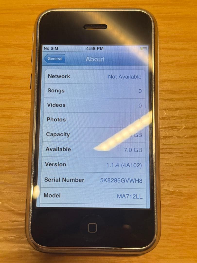 iPhone 2G 極美品 5Kモデル 日本未発売　8GB 初代 第1世代