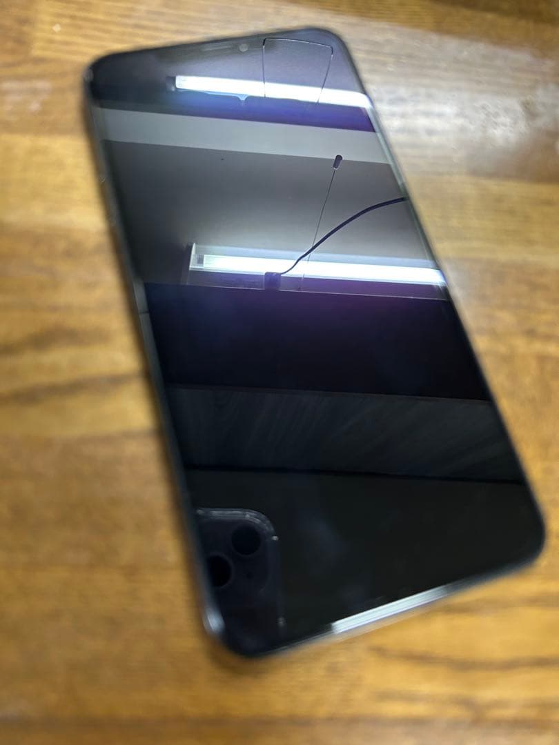 iPhone XS max スペースグレイ256GB バッテリー容量73%