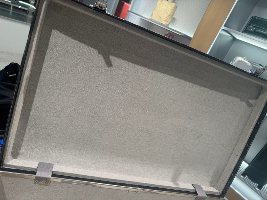 訳あり激安　グローブトロッター　オリジナル ラージ スーツケース