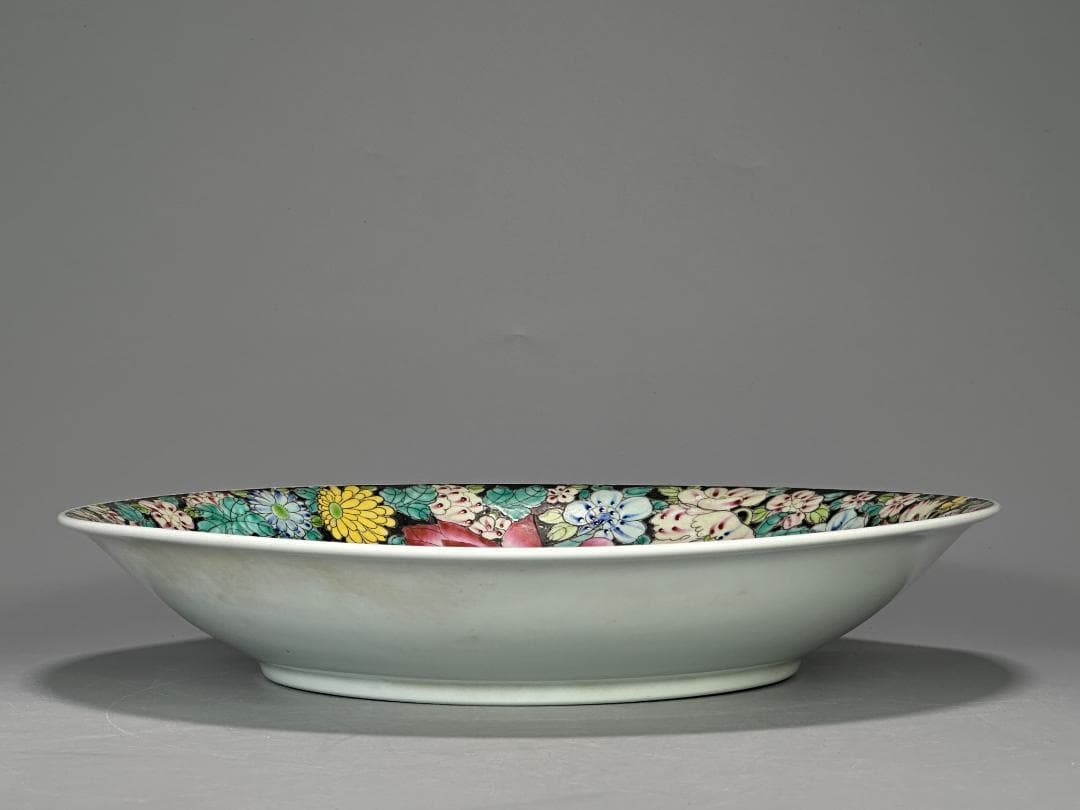 中国美術　景徳鎮製　粉彩百花不落地大盤　粉彩皿　時代　唐物