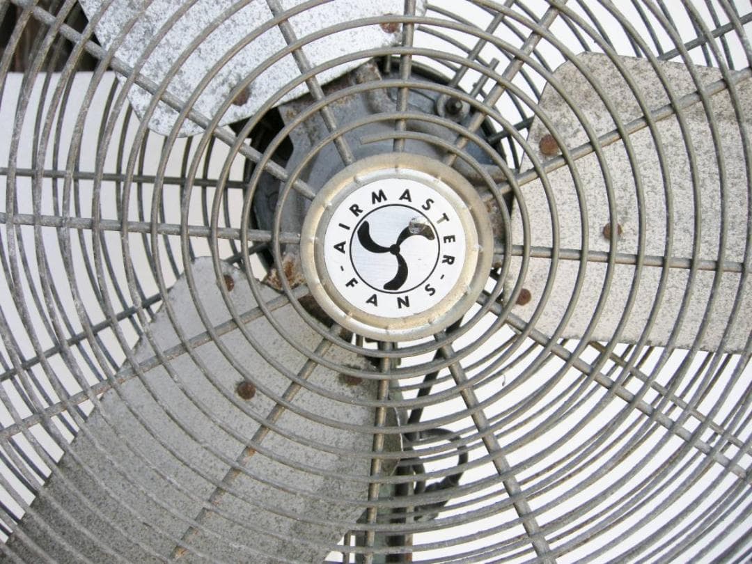 沖縄米軍格納庫実物品・良品/3枚羽大型ファン【可動品/強風】今は無い円盤ベース