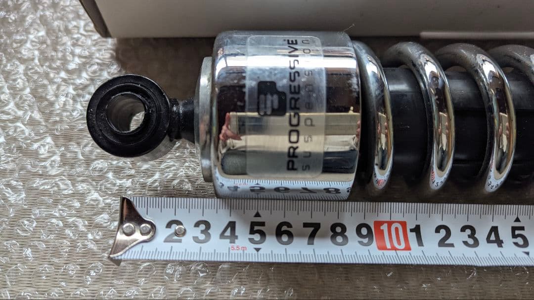 プログレッシブ　サスペンション