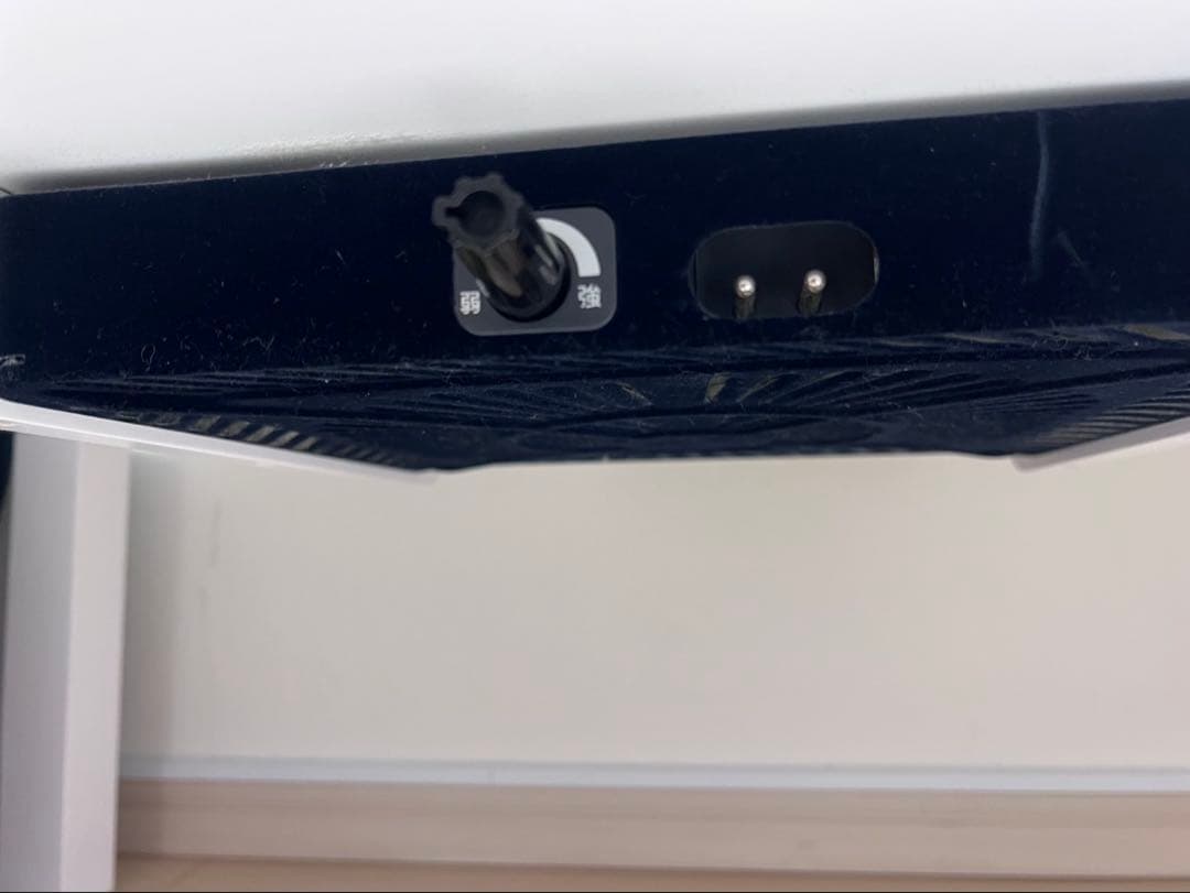 こたつとしても使えるテーブル