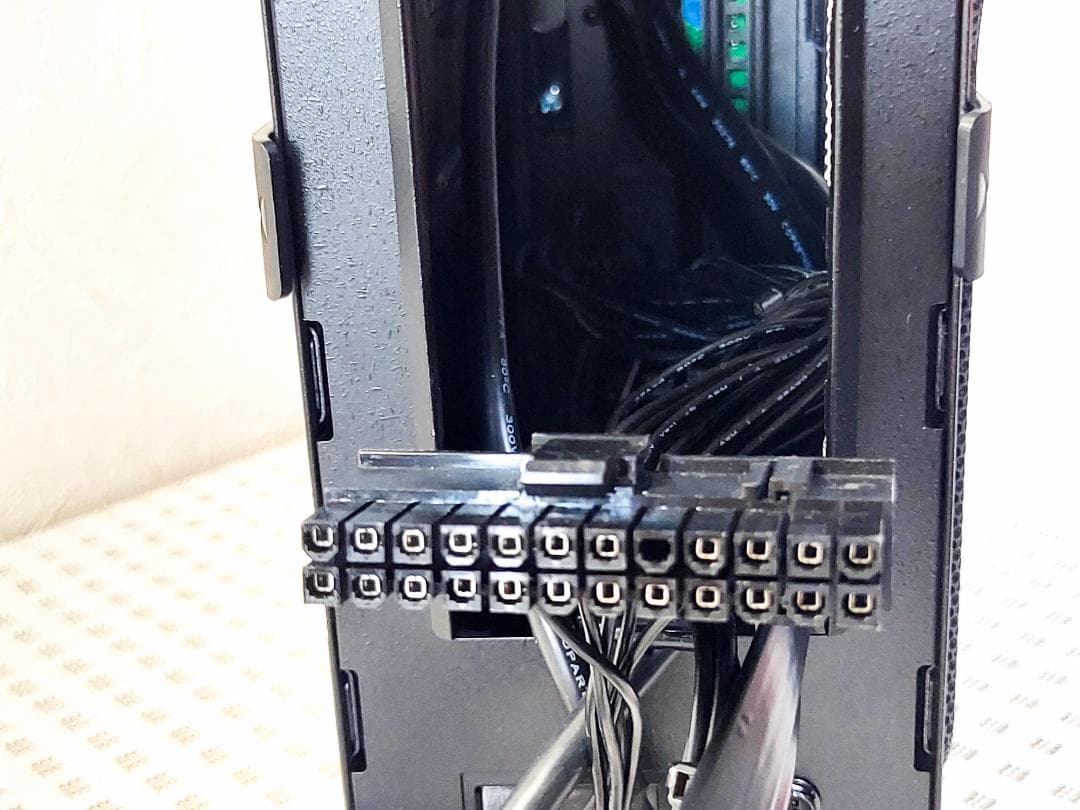 InWin Mini-ITXケース Chopin MAX 最上位モデル