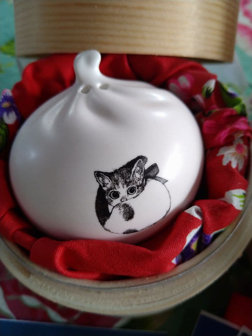 【新品未使用】ヒグチユウコ 台湾限定 奇幻動物森林 調味料入れ(醤油、胡椒)