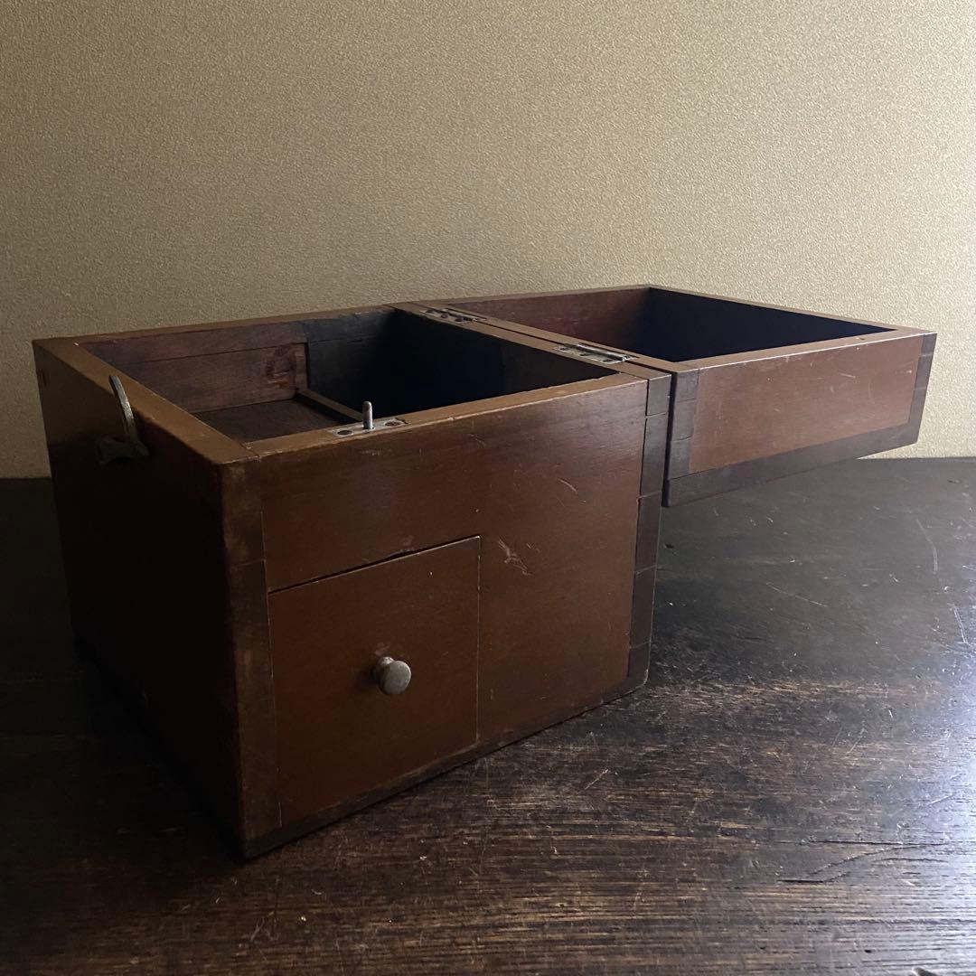 明治　理学用木箱　薬箱　古いです　引き出しロック付き