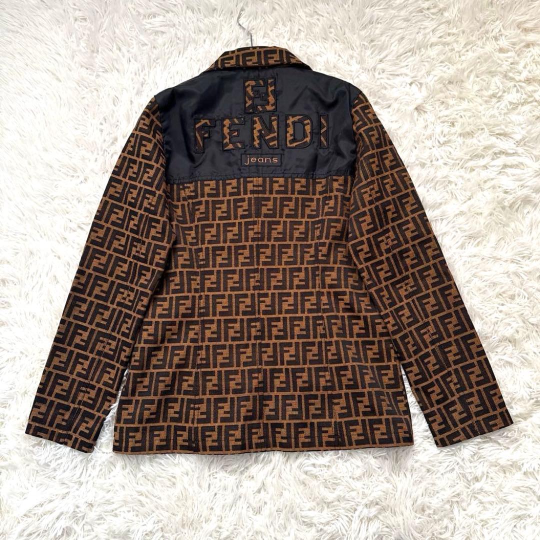 【極美品】FENDI ズッカ柄バックロゴジャケット
