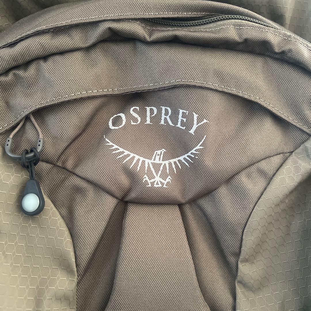 OSPREY バックパック グレーカーキ