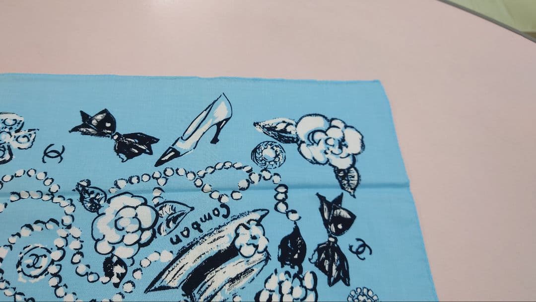 ★シャネル　CHANEL　コットン　ハンカチーフ　ミニスカーフ　ヴィンテージ