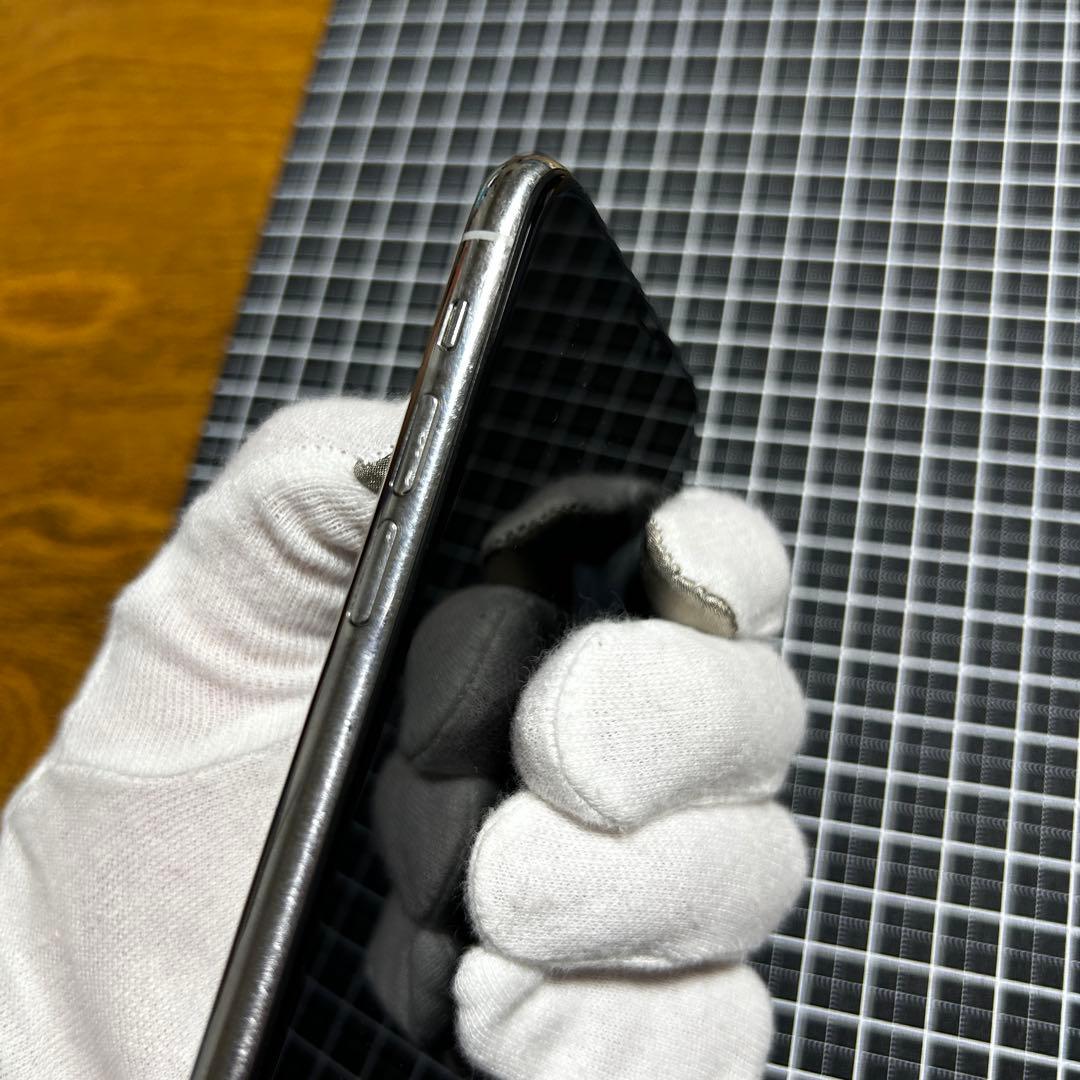 iPhone 11 Pro シルバー256GB 一部不具合 小傷有
