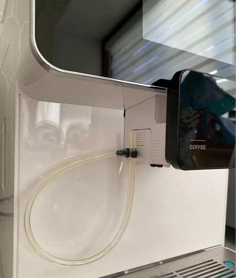 【200v】全自動エスプレッソマシン【ミルク自動泡立て付き】【タッチスクリーン】