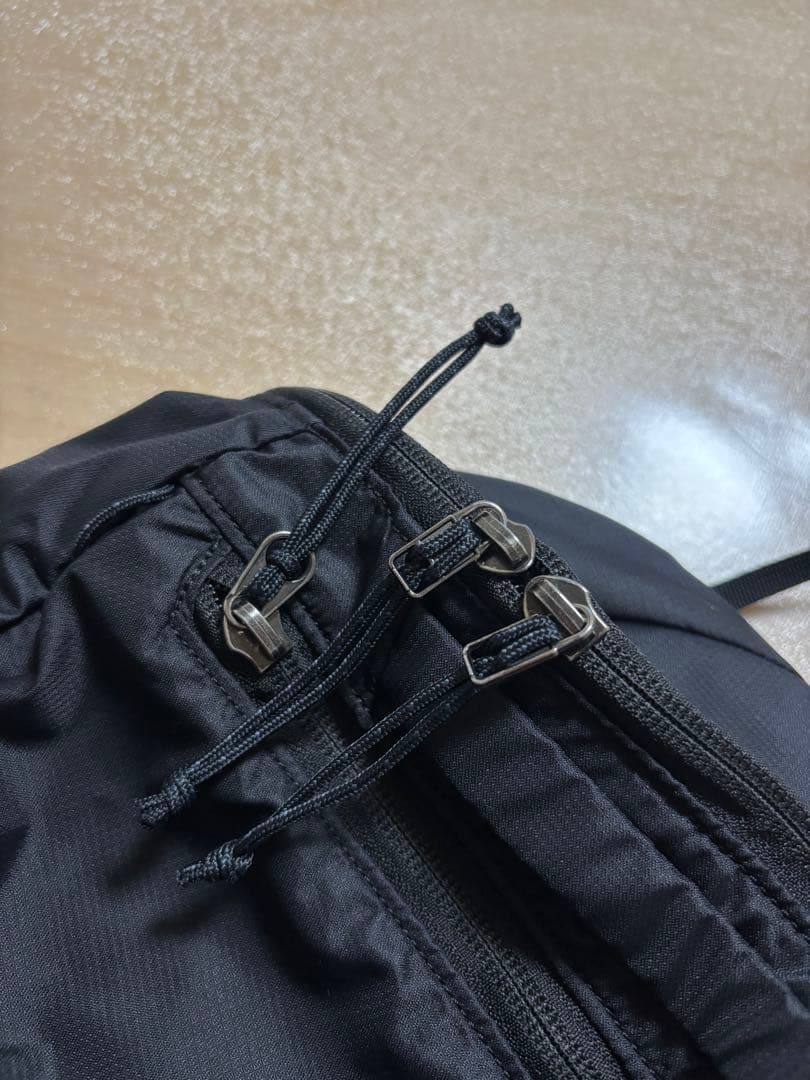 アークテリクス リュック バックパック　黒色