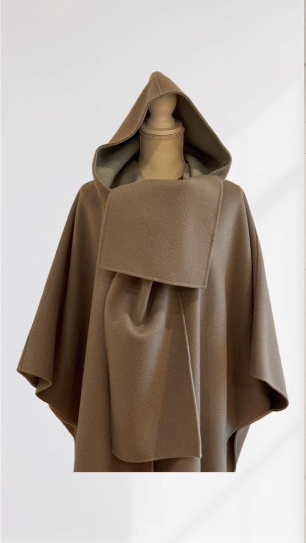 ADORE（アドーア） ツートン リバーフードコート／ポンチョコート