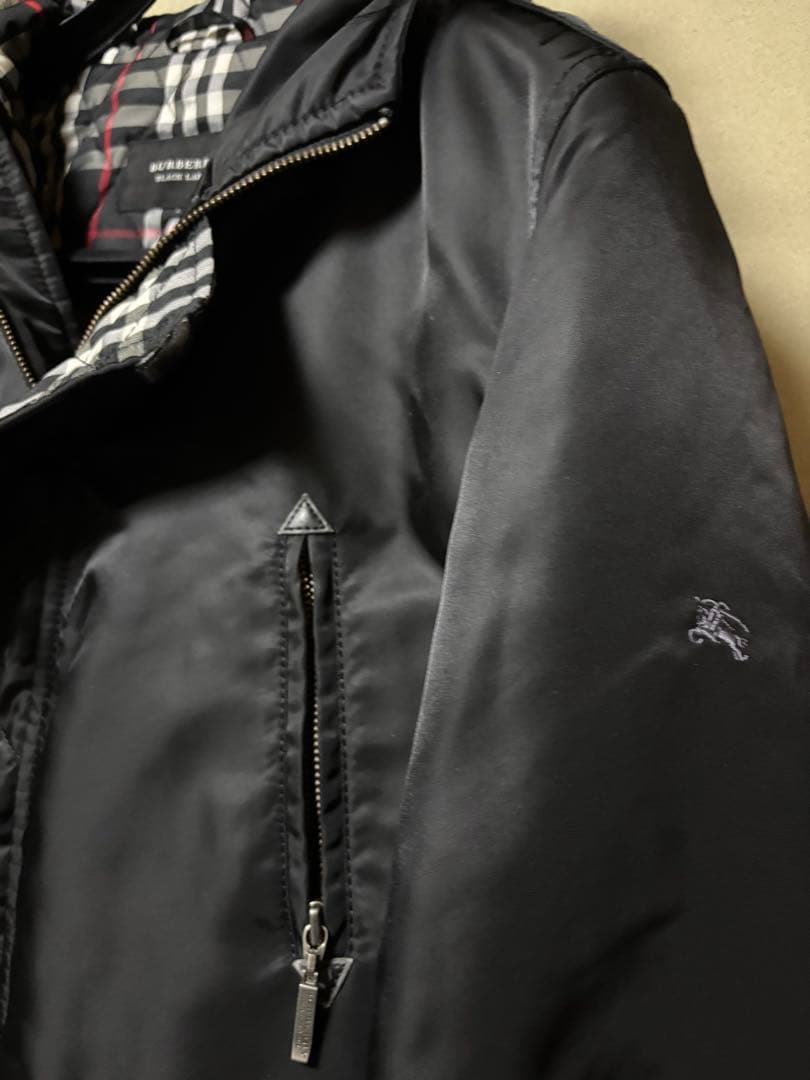 美品　バーバリー　ブラックレーベル　ナイロン　中綿ジャケット　ミリタリー