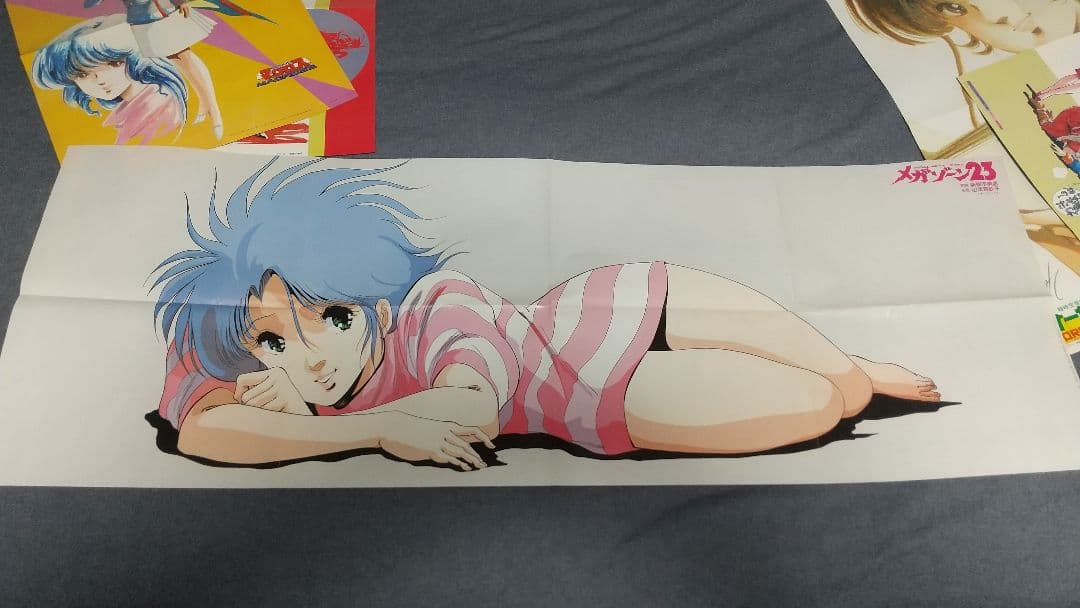 ‼️未使用‼️美樹本晴彦ポスター５枚マクロス超合金設定資料カレンダー原画集セル画