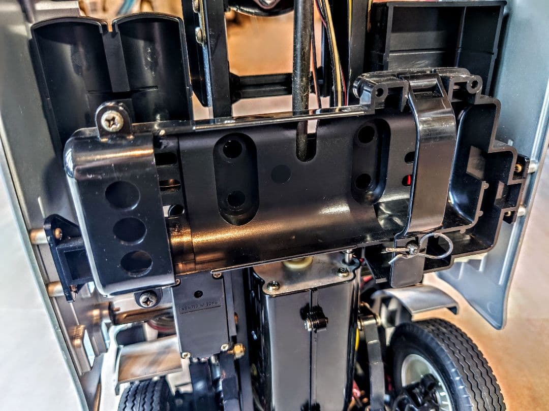 1/14 タミヤ メルセデスベンツ 1838LS ライト点灯 動作確認済み