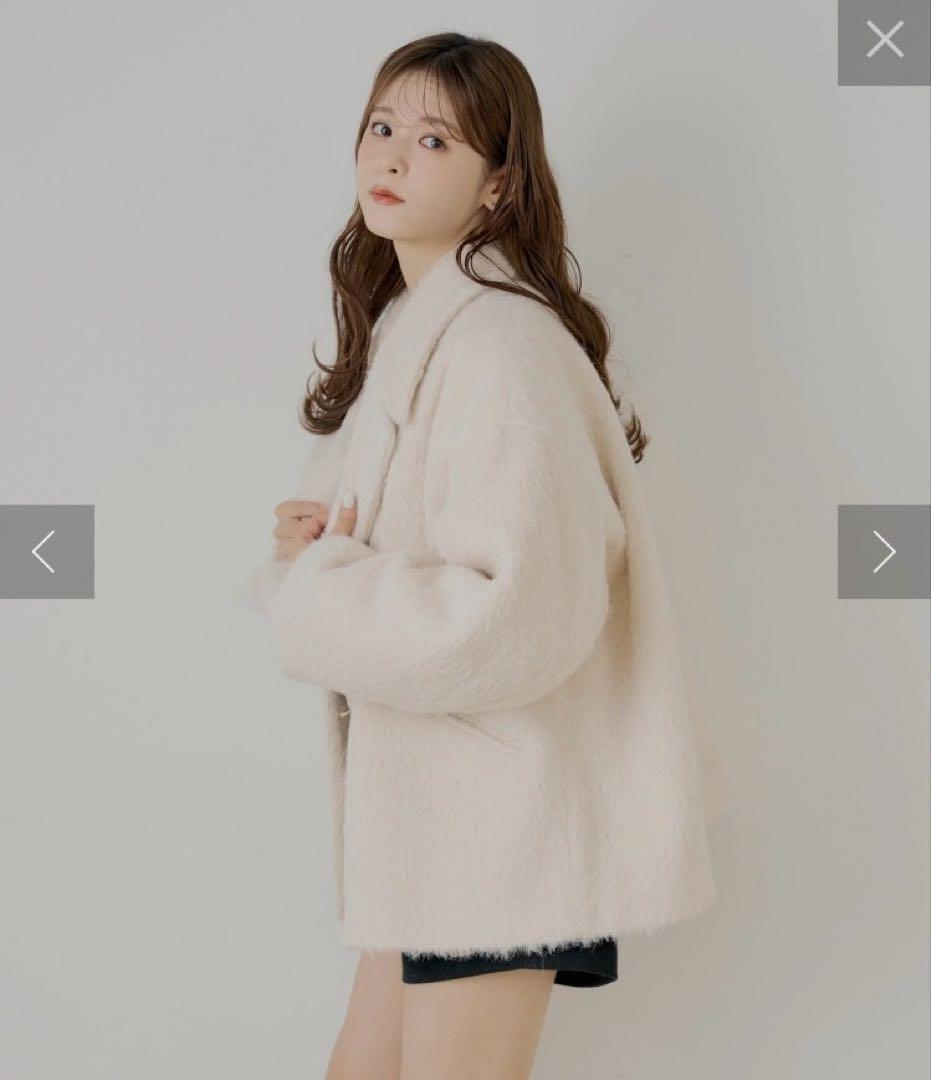 【新品・未使用】Chico 金ボタンシャギーミディジャケットコート アイボリー